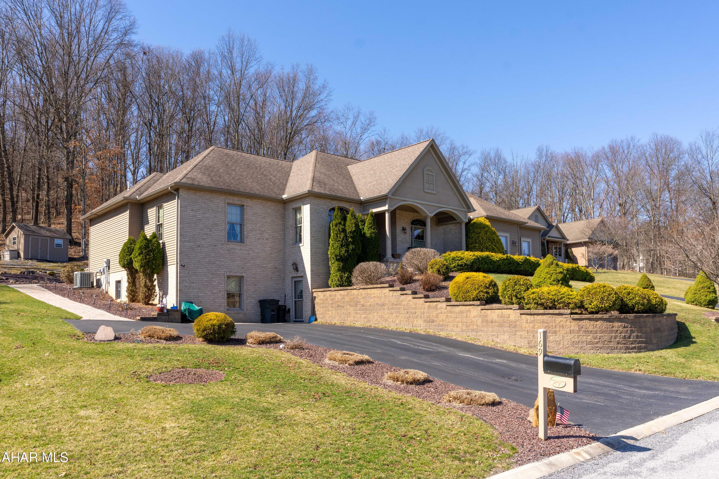 Fox Hollow - Residential