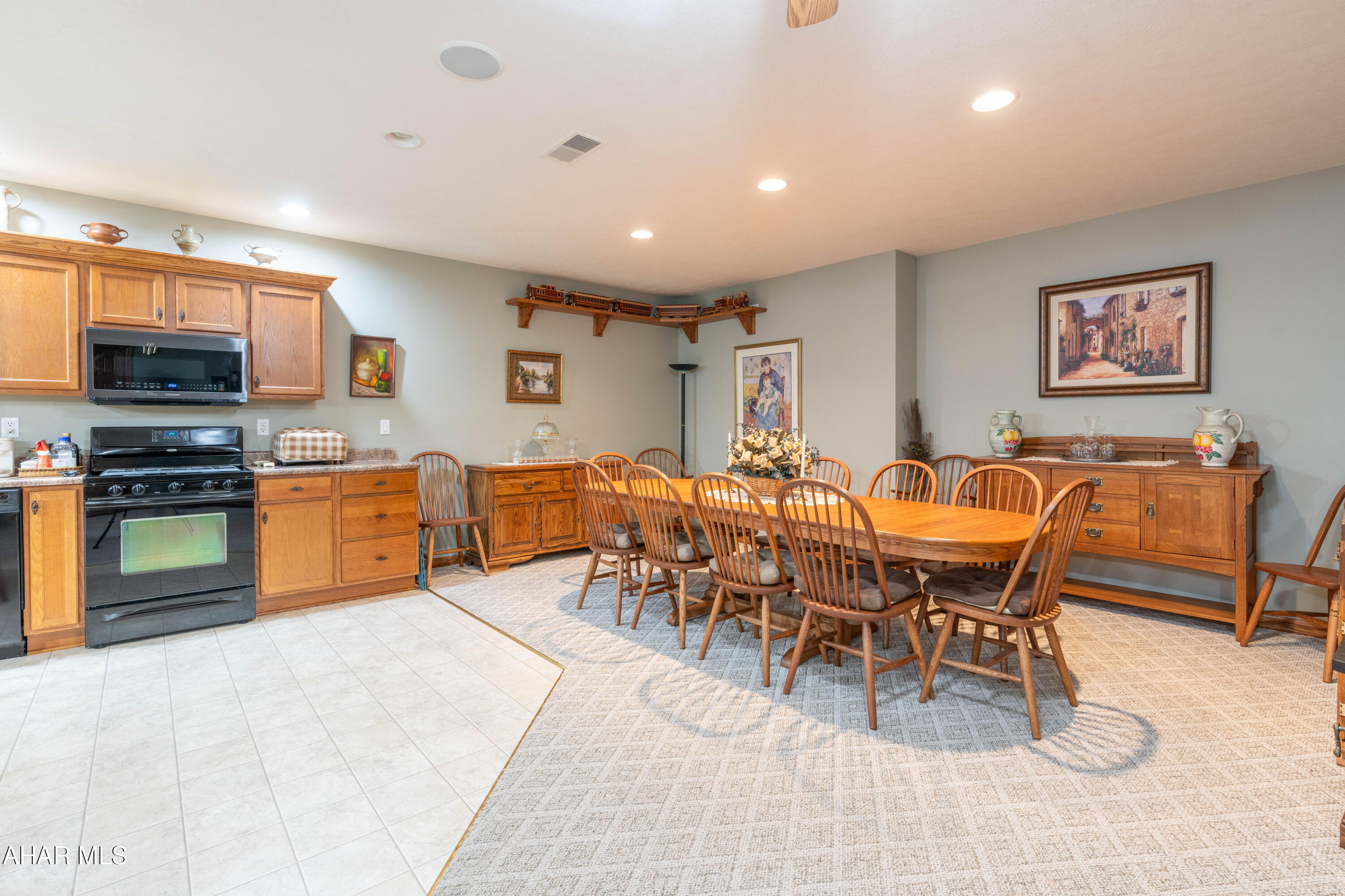 Fox Hollow - Residential