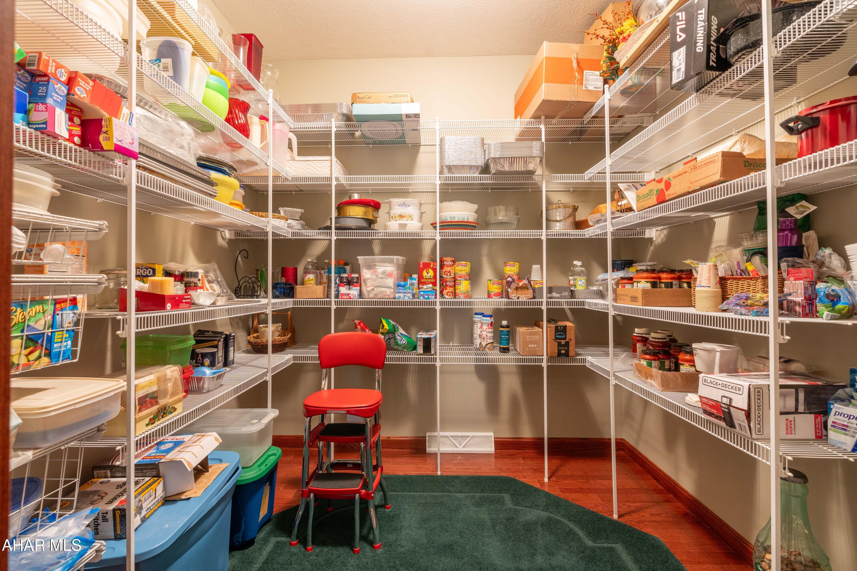 Fox Hollow - Residential