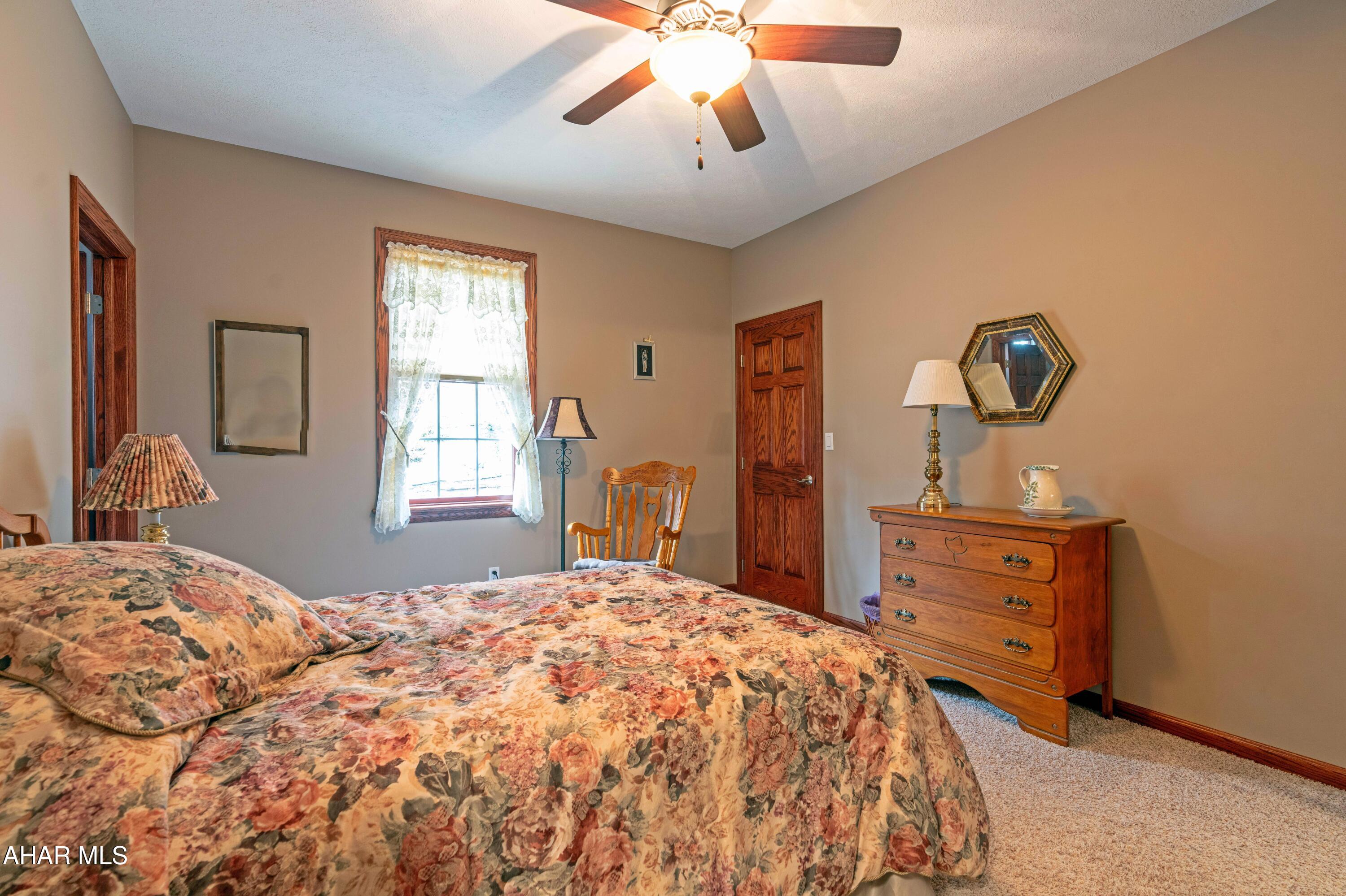 Fox Hollow - Residential