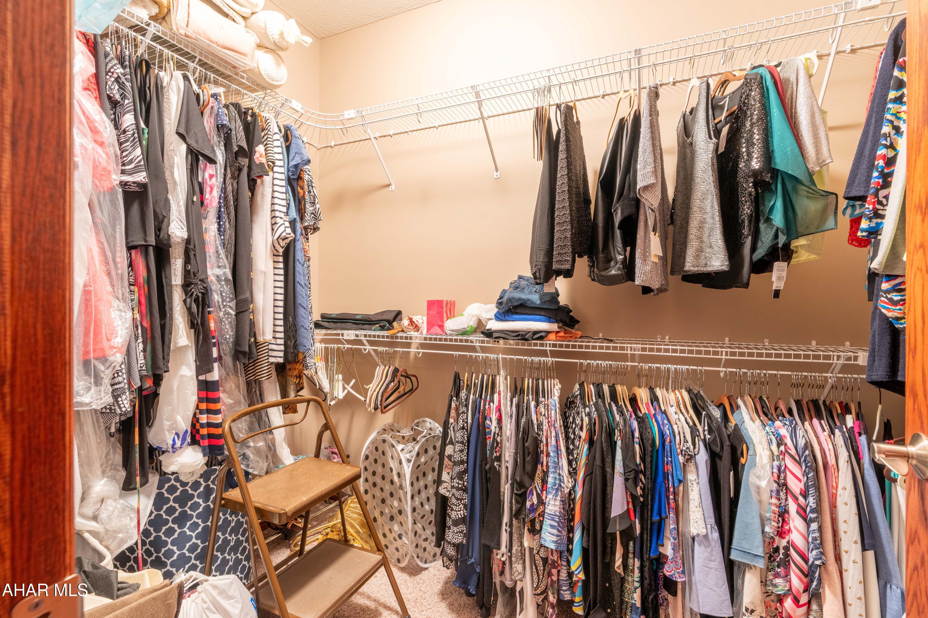 Fox Hollow - Residential