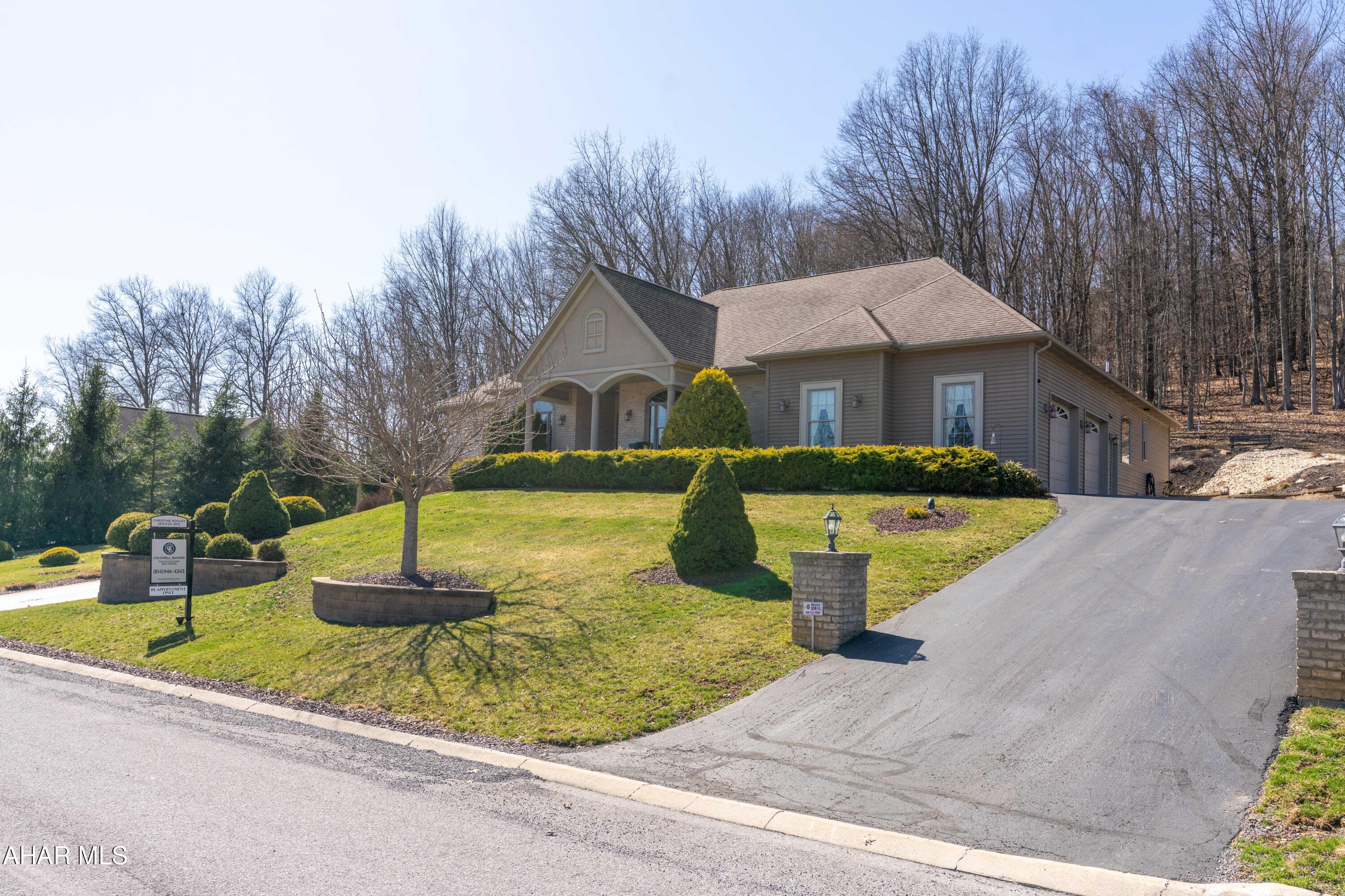 Fox Hollow - Residential