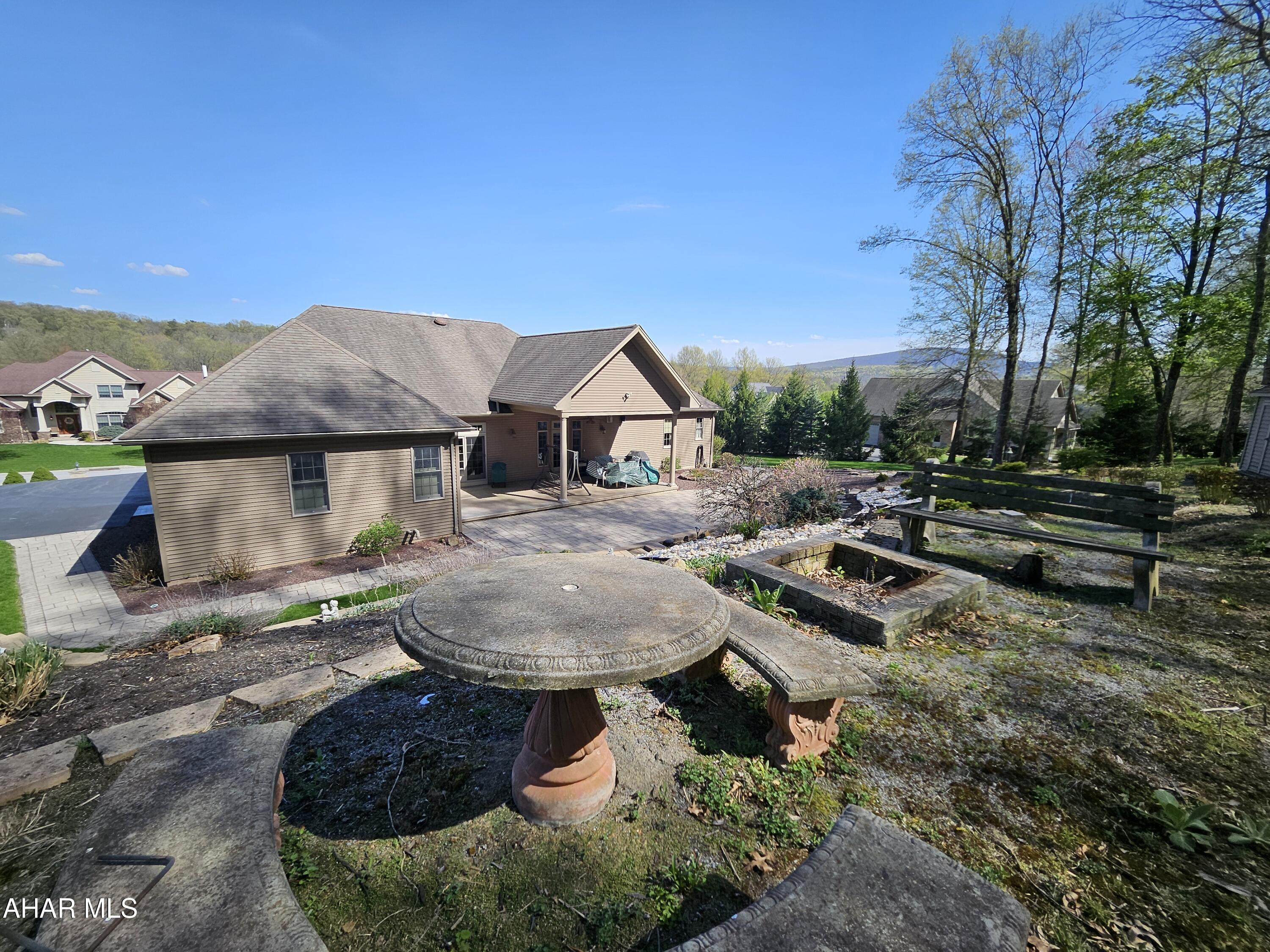 Fox Hollow - Residential