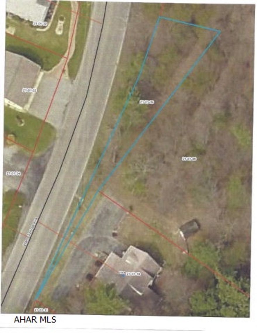 Triangular parcel alone Warm Springs. Nice wooded area. Buyer would need to check with Huntingdon Borough regarding verification of public water and sewer availability.  #J-357