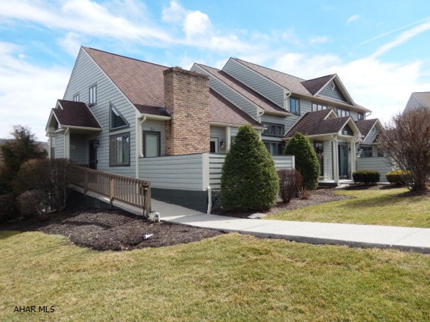 Luxury condo with complete wheelchair access on 1st floor; including an elevator that rides from  the garage and laundry to 1st floor main living area, master Bedroom and Bath! Very bright, end unit with vaulted ceiling. Enjoy the wooded view from front porch and rear deck. 2nd floor has 2 bedrooms with 3/4 bath including jetted tub. New Furnace! Also included is a back up generator if you lose power! HOA includes garbage, all outside maintenance (grass, shrubs, leaves, snow, roof, siding, roads, sidewalks) and Liabilty Insurance. $287.50 pr month or $862.50 quarterly