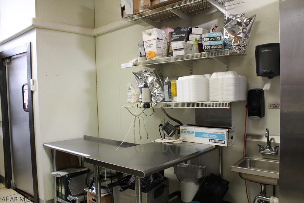 Unknown - Commercial Sale