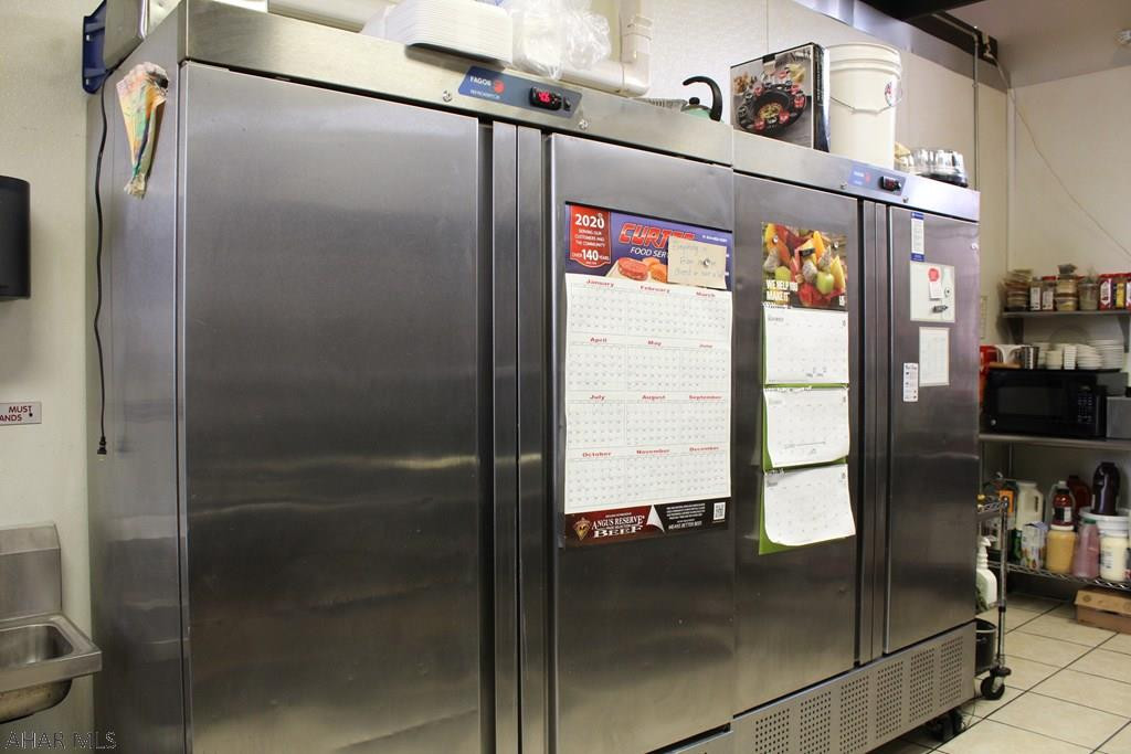 Unknown - Commercial Sale