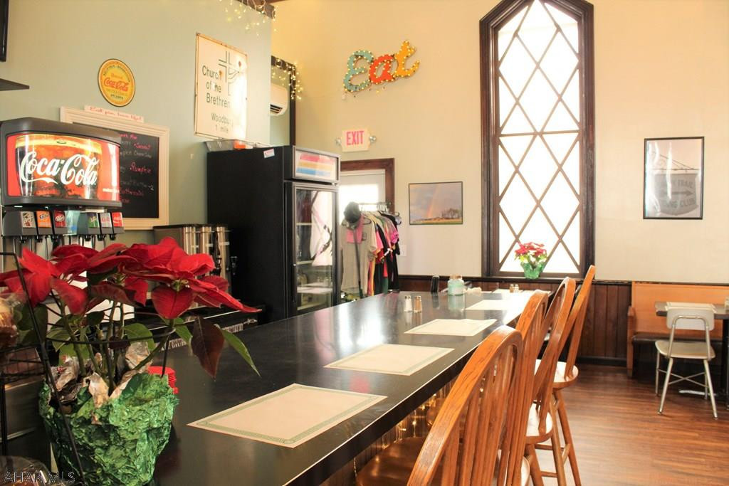 Unknown - Commercial Sale