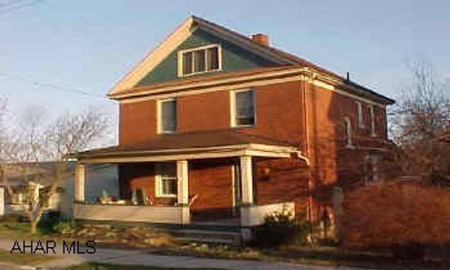 Terrific home in the Boro - kitchen & bath remodeled in 1999. Whirlpool tub, new windows 2000. New 2 tier deck with hot tub. Ceramic floor in foyer. Absolutely immaculate.