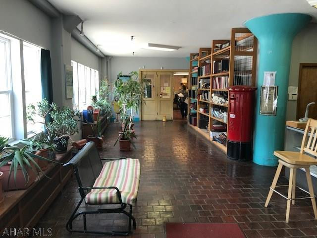 Unknown - Commercial Sale