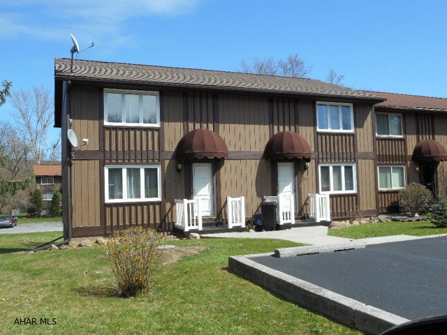 Penn Terrace - Residential