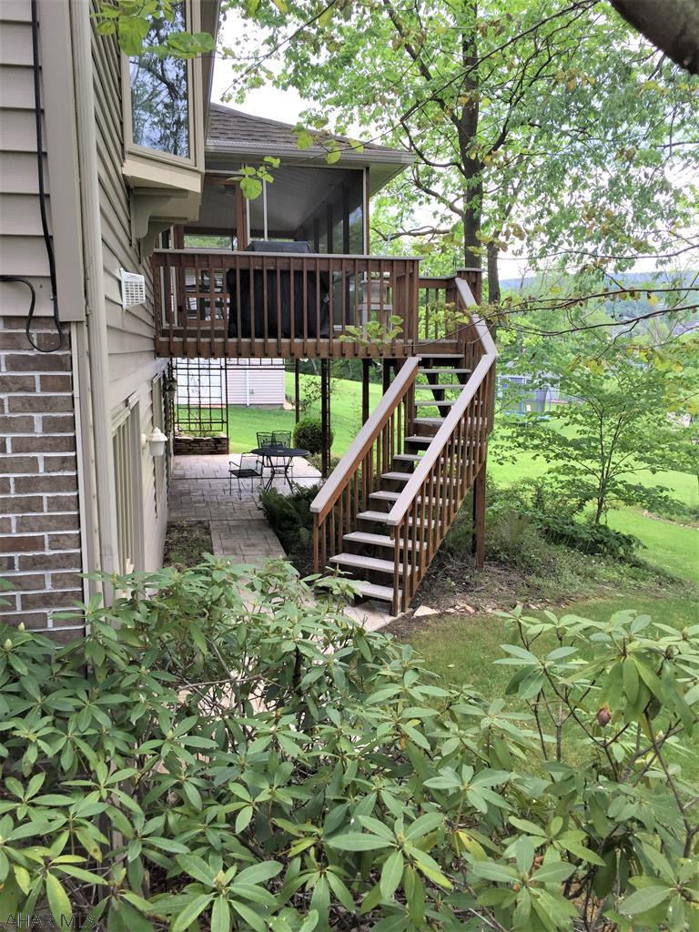 Church Hill Manor - Residential