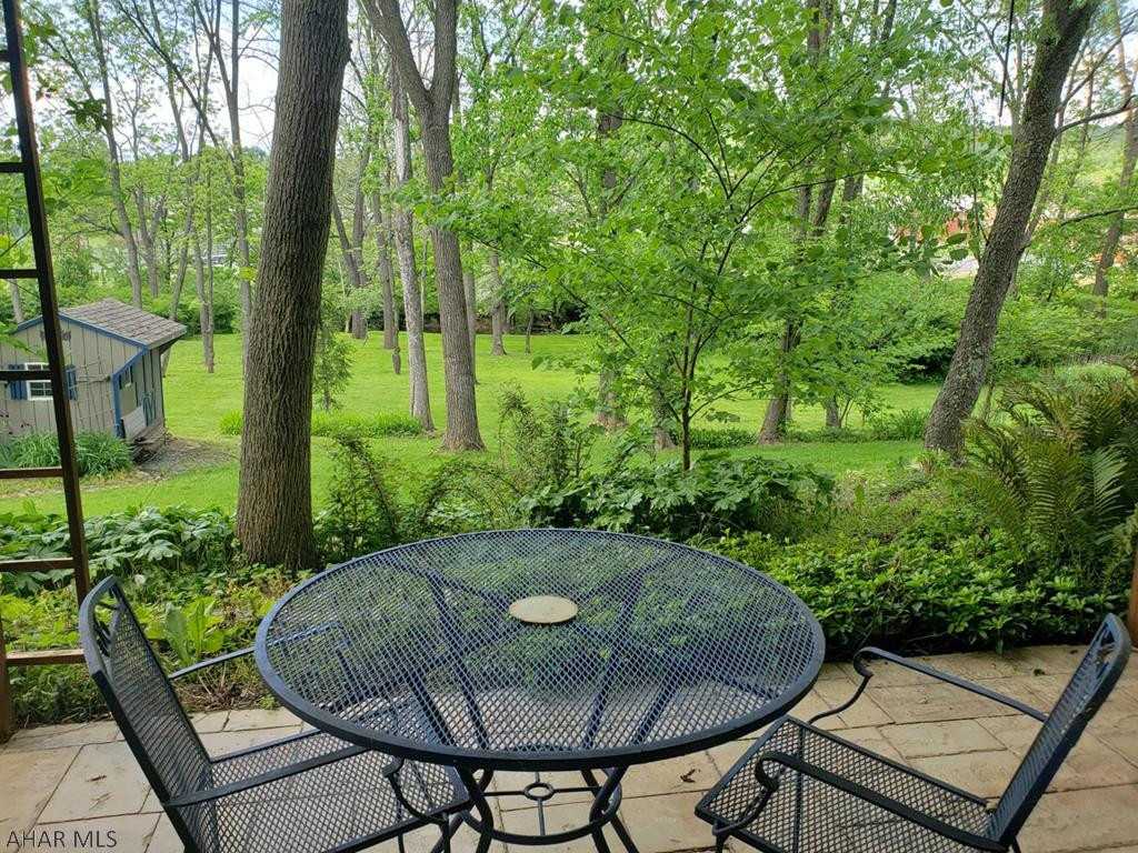 Church Hill Manor - Residential