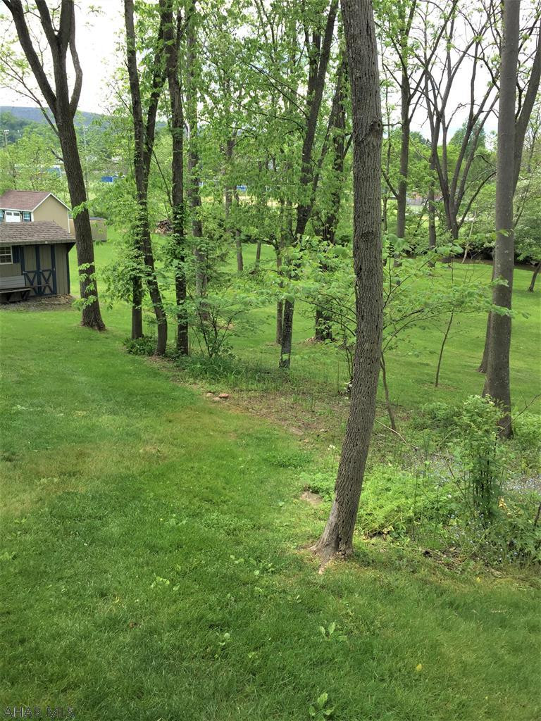 Church Hill Manor - Residential