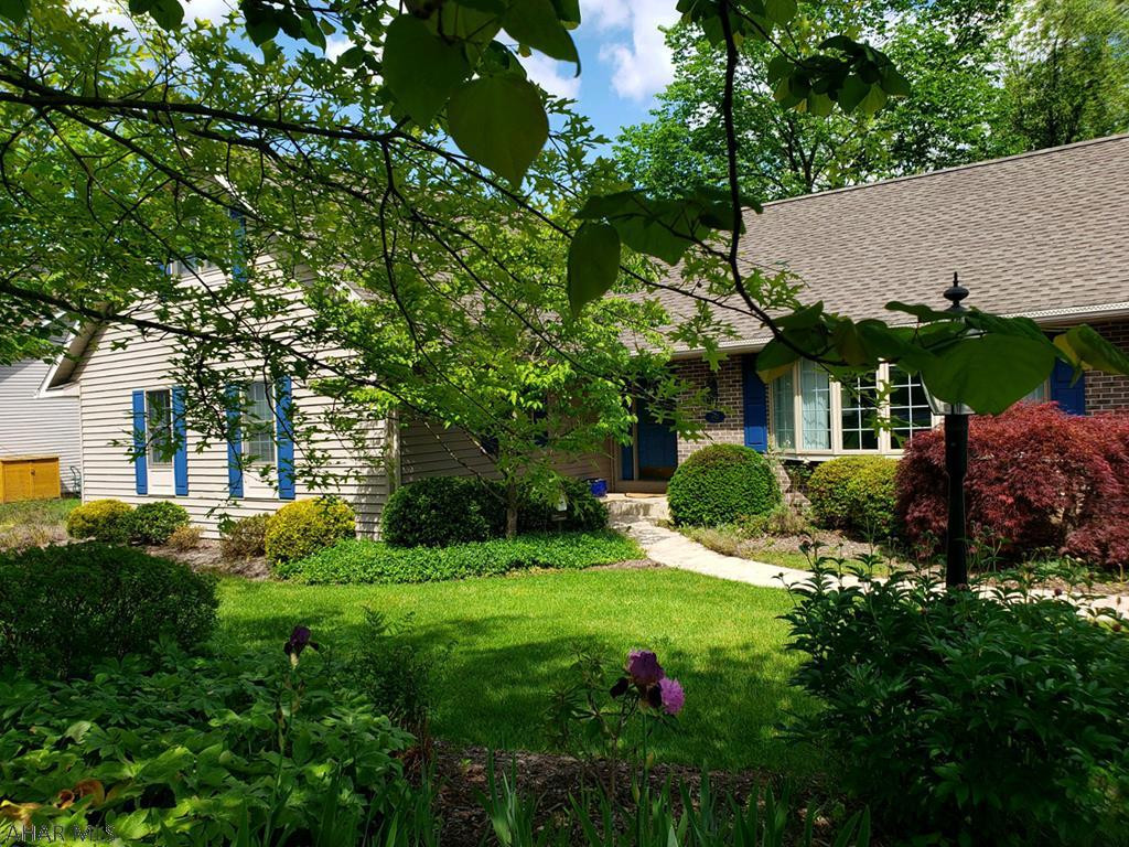 Church Hill Manor - Residential