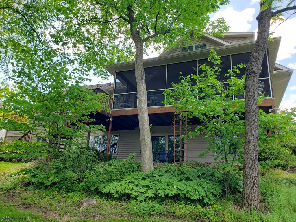 Church Hill Manor - Residential