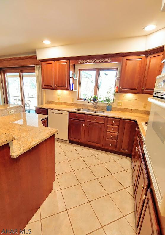 Church Hill Manor - Residential