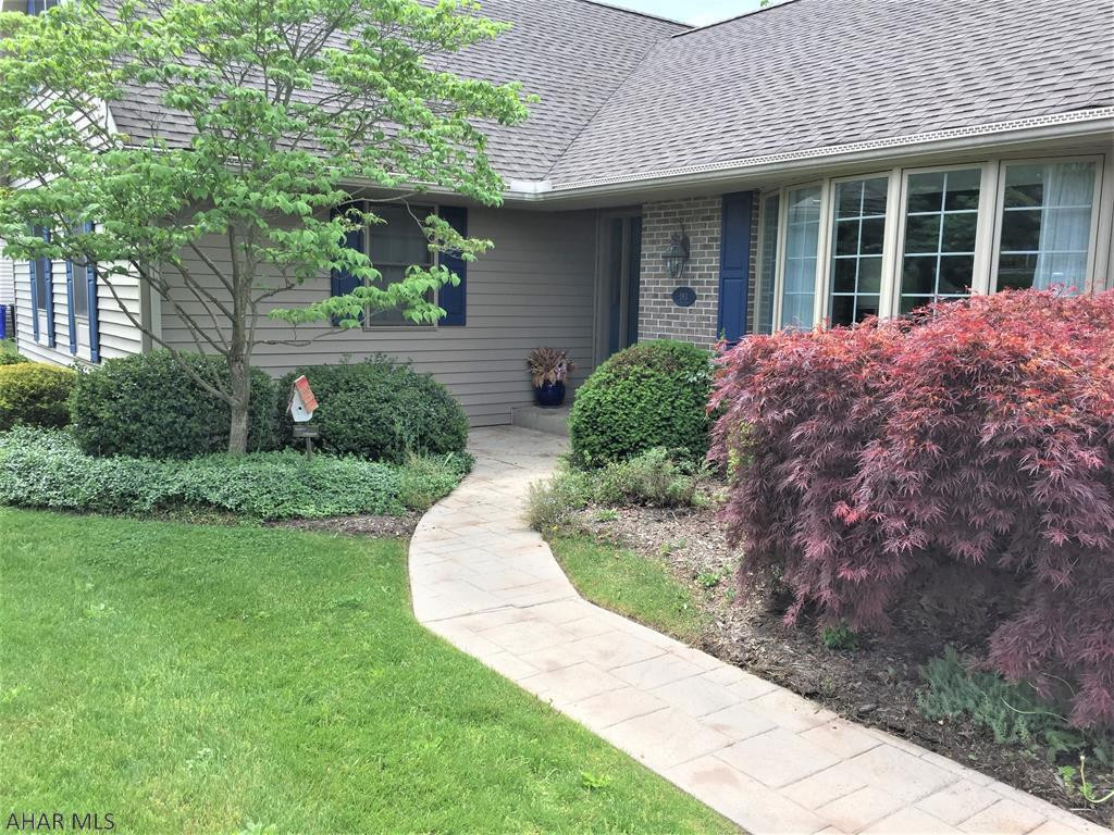 Church Hill Manor - Residential