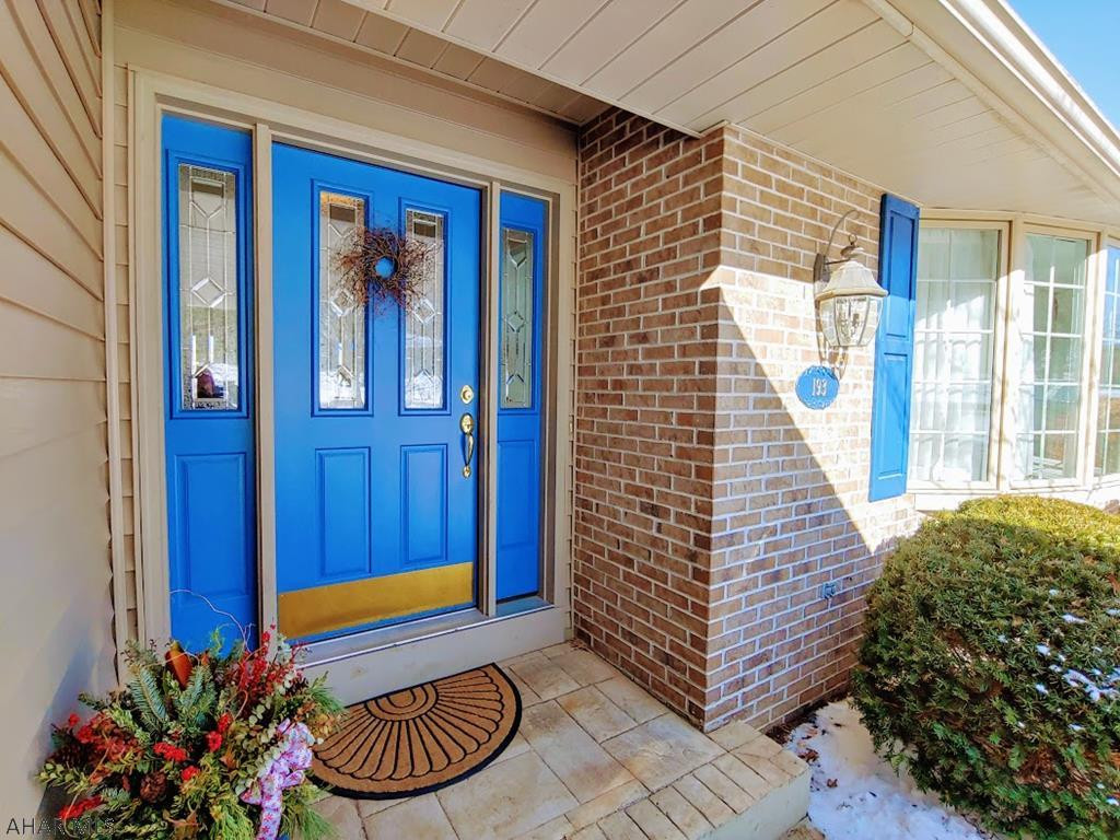 Church Hill Manor - Residential