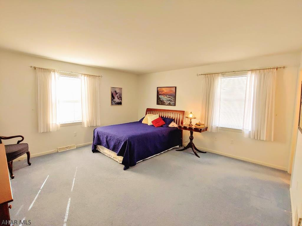 Church Hill Manor - Residential