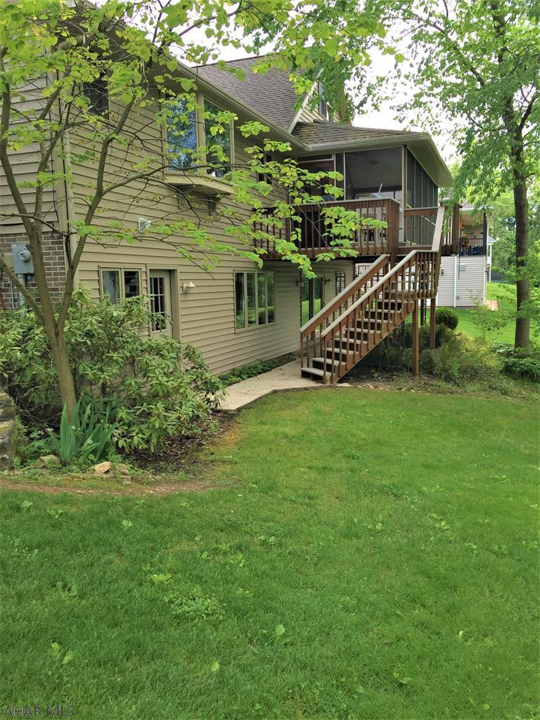 Church Hill Manor - Residential