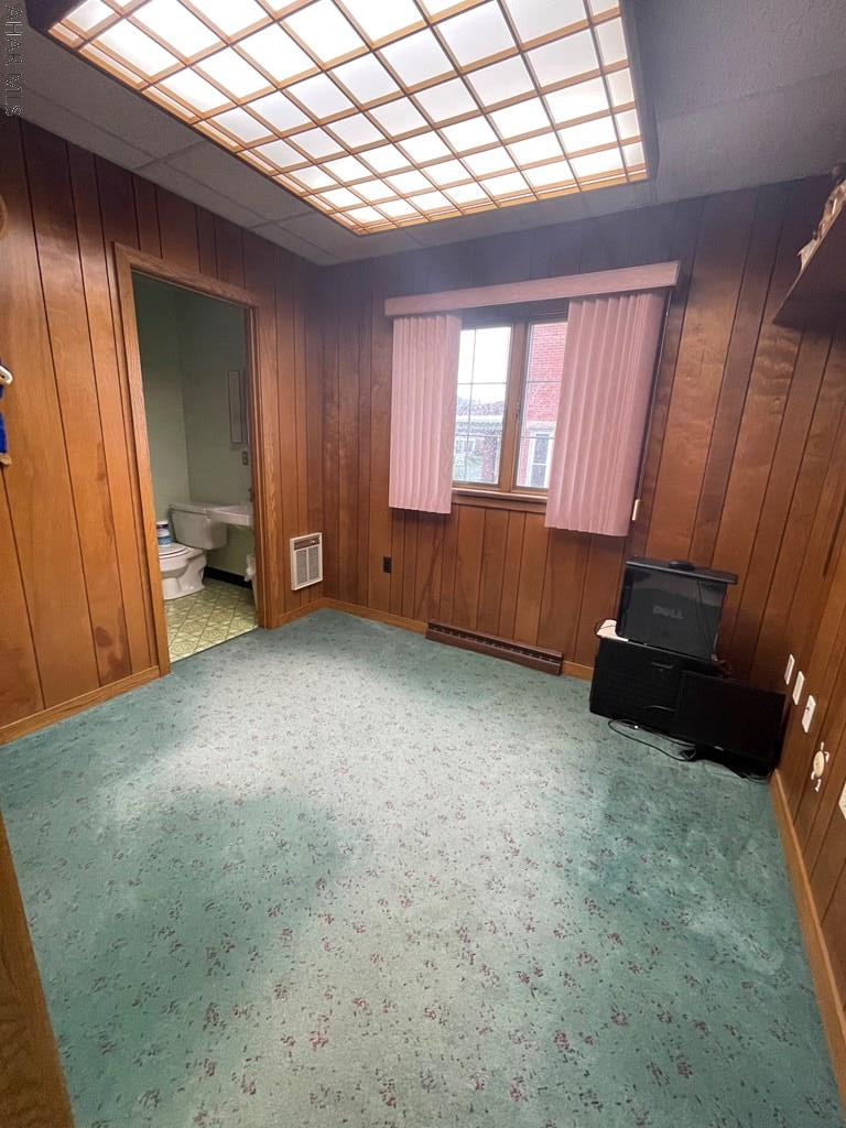 Unknown - Commercial Sale