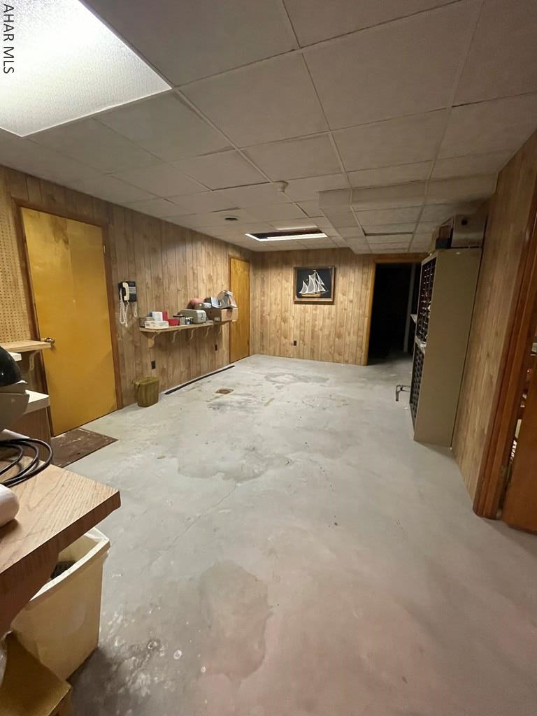 Unknown - Commercial Sale