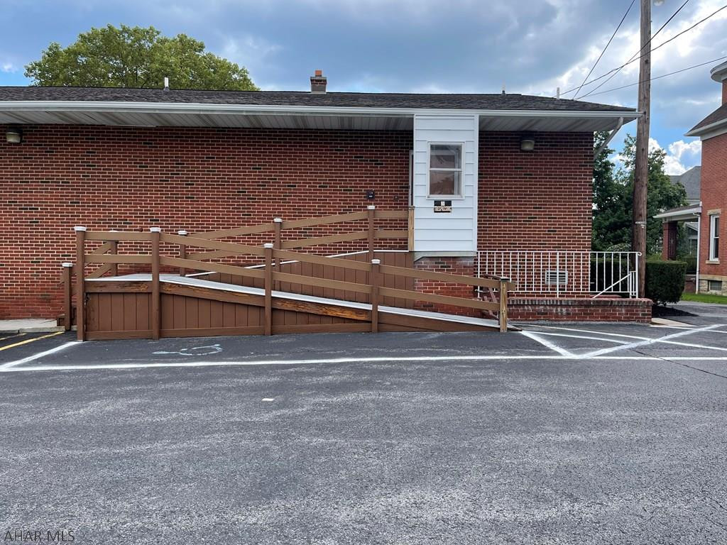 Unknown - Commercial Sale