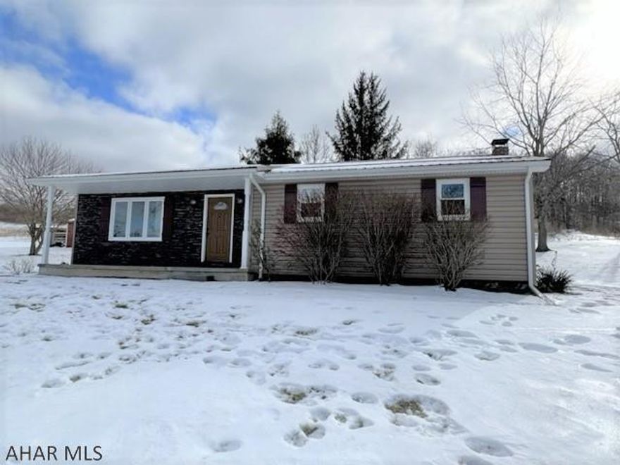 Gorgeous 3 bedroom, 1 1/2 bath home on 1.07 acres.  Home has been updated with an open floor plan, large basement and stunning views.