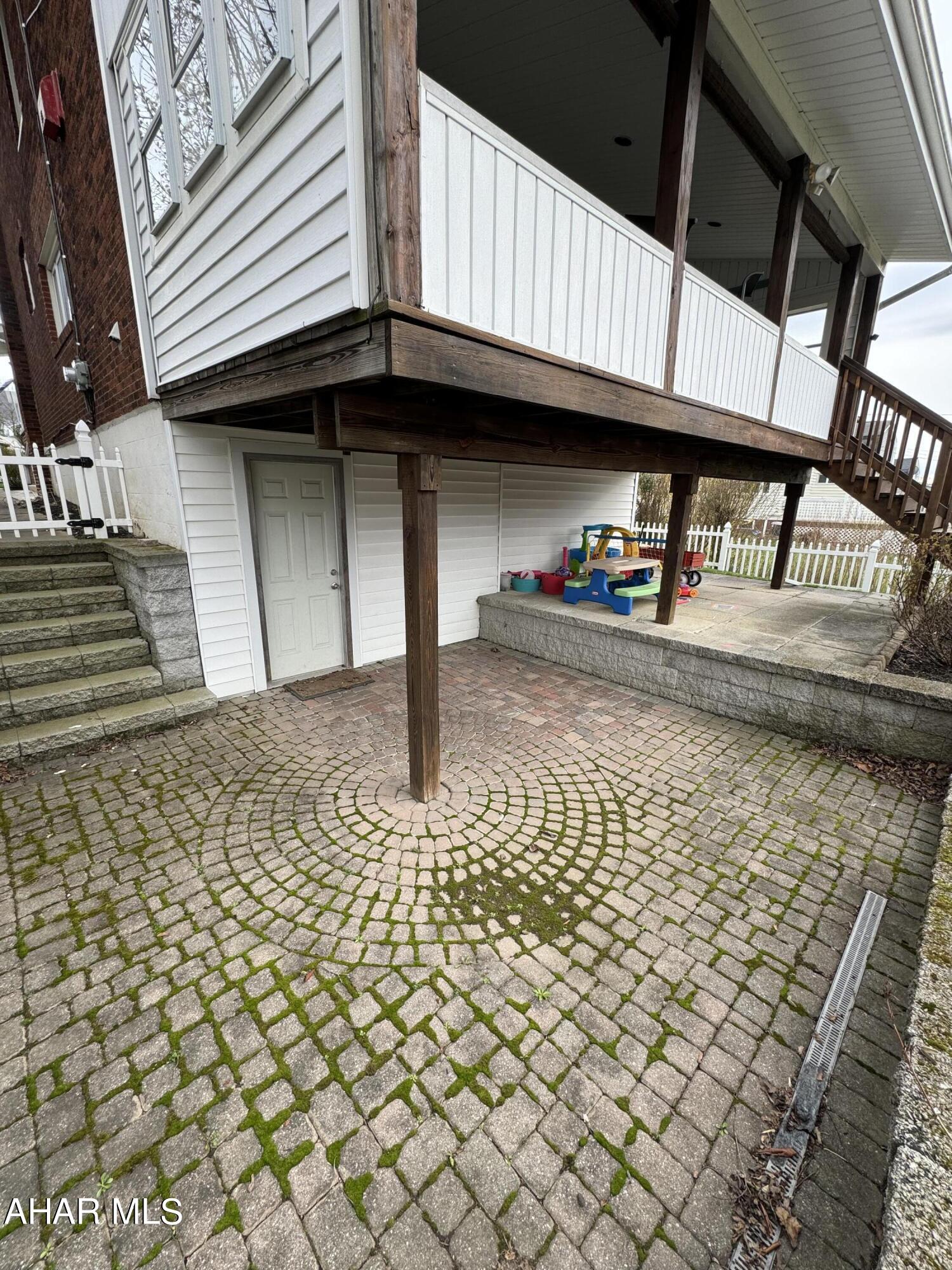 East End - Residential