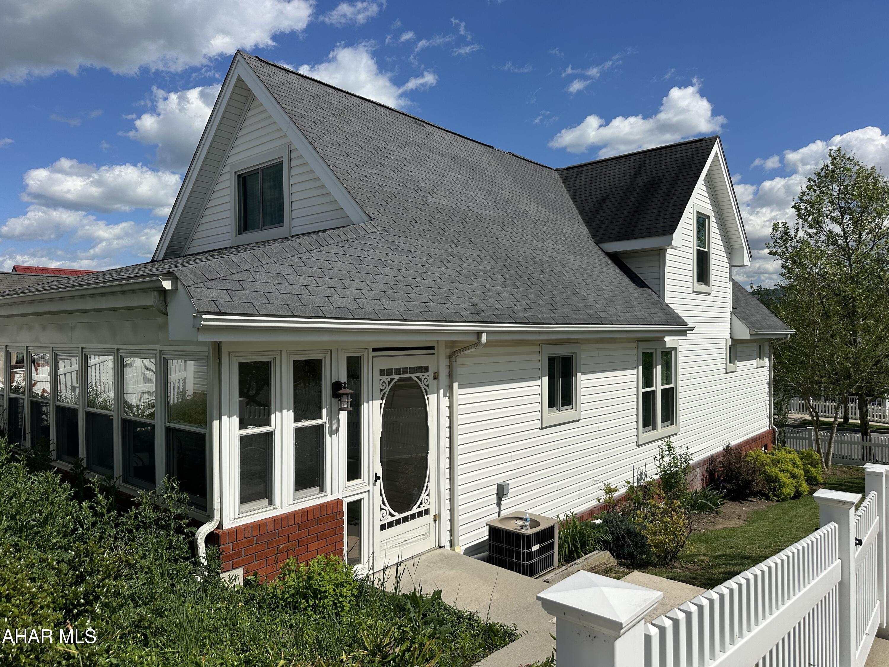 Holiday Hills - Residential