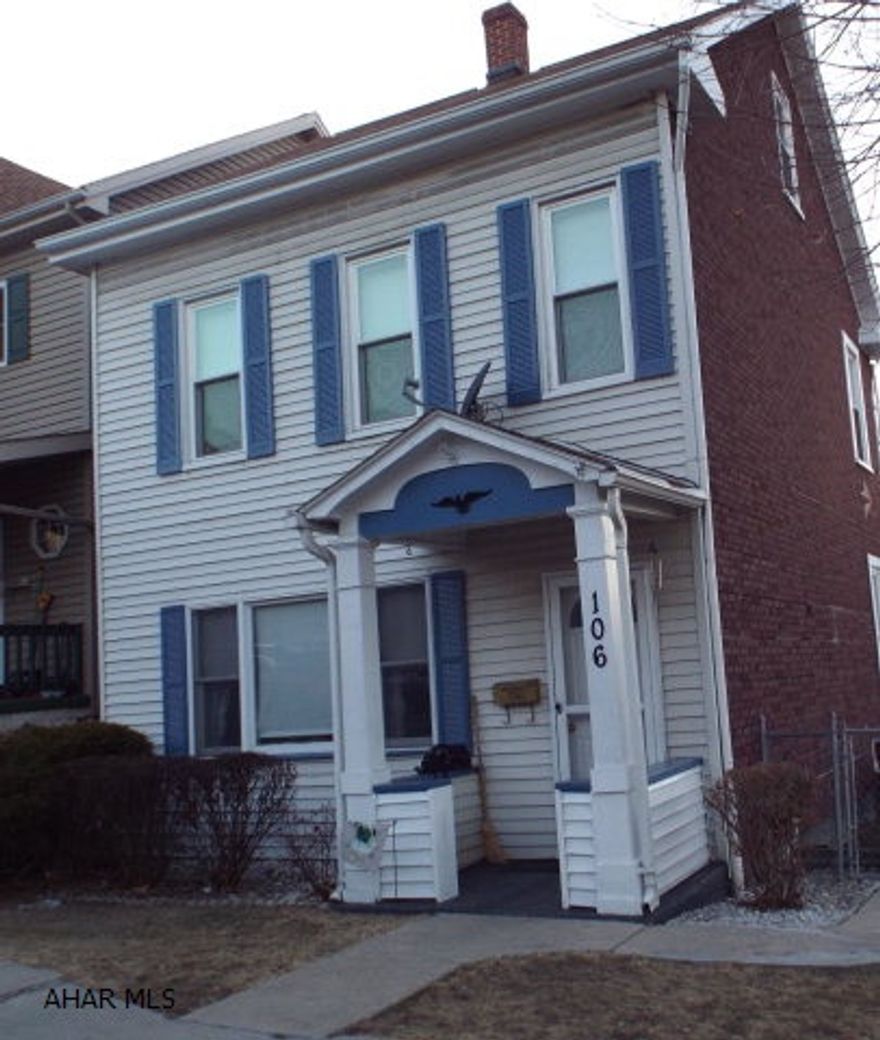 Move in ready home in a great location.  Hardwood floors under carpeting.  Fenced in back yard.  This will not last long since it is priced to sell!!