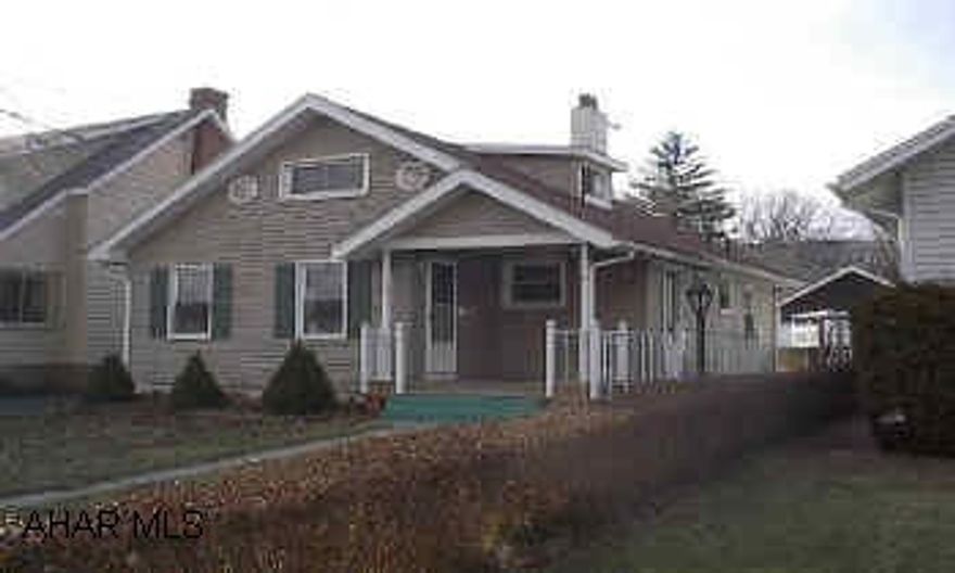 2-3 BEDROOM.  2 BEDROOMS ON 1ST FLR.  FINISHED ATTIC.  NEW FURNACE, SIDING, WINDOWS.  LITTLE WORK NEEDED. NICE AREA.  EFFICIENT HOME WITH MANY UPDATES.  CALL DARLA 934-4663 OR 696-1227. 2-3 BEDROOM.  2 BEDROOMS ON 1ST FLR.  FINISHED ATTIC.  NEW FURNACE, SIDING, WINDOWS.  LITTLE WORK NEEDED. NICE AREA.  EFFICIENT HOME WITH MANY UPDATES.  LEVEL, ABOVE GROUND POOL, FENCE.  SHARED DRIVEWAY.  CALL DARLA 934-4663 OR 696-1227.