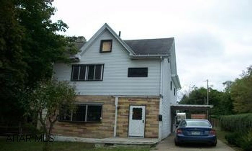 needs tlc.  Caution- basement steps are unsafe.