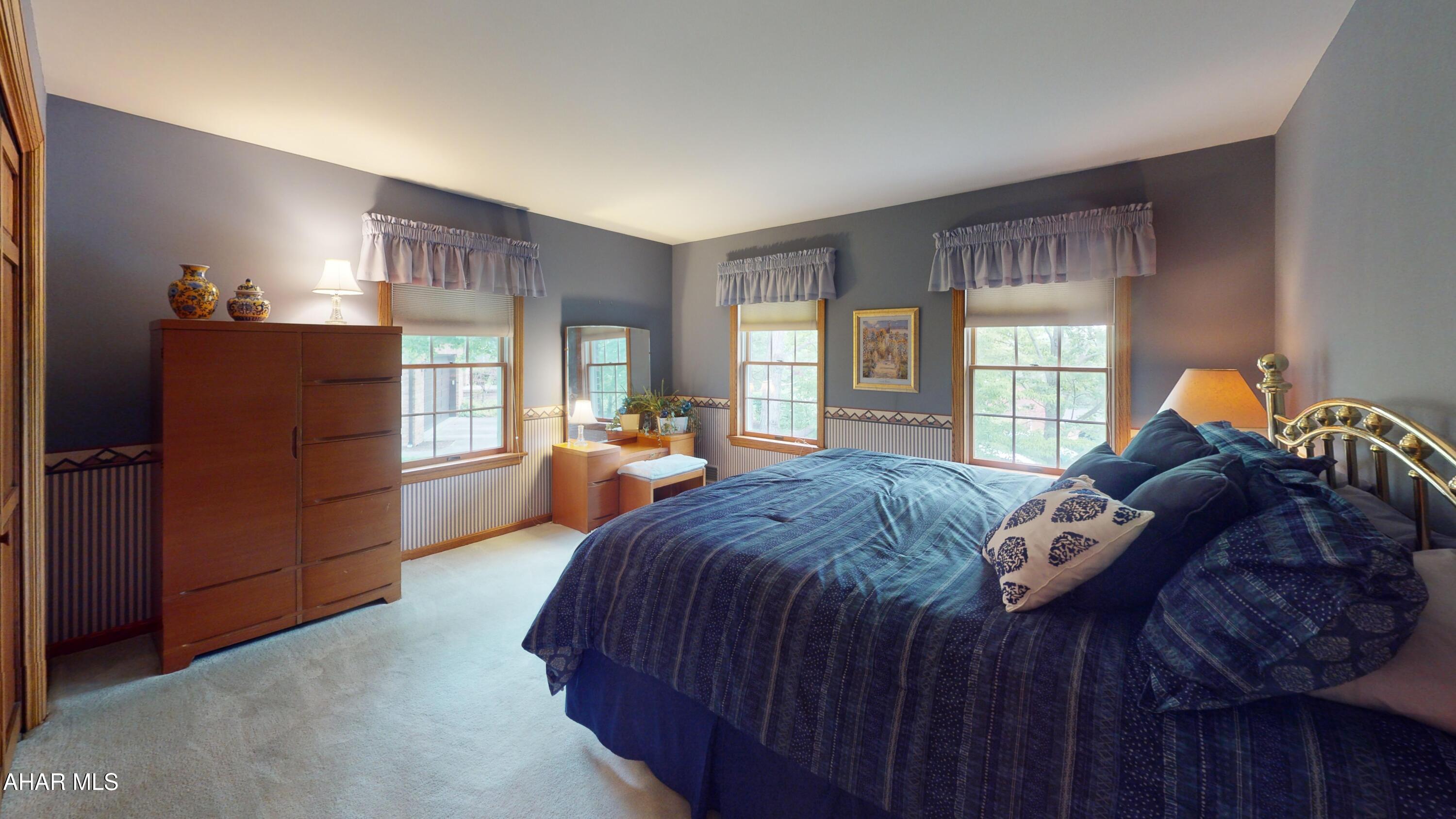Elmwood - Residential