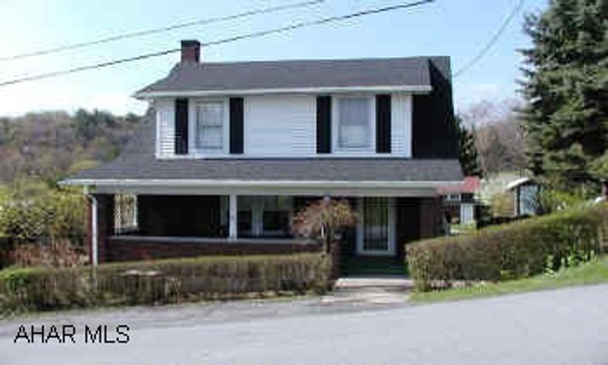 Very good Brick and Vinyl Cape Cod.  Modern oak kitchen, Newer gas furnace with central air.  Refrigerator, dishwasher, garbage disposal, range, dryer.  Thermopane windows.  New landscaping, large corner lot.  2 car detached garage with loft. Very good brick and vinyl cape cod.  Modern oak kitchen, newer gas furnace with central air.  Refrigerator, dishwasher, garbage disposal, range, dryer.  Thermopane windows.  New landscaping, large corner lot.  2 car garage with loft.