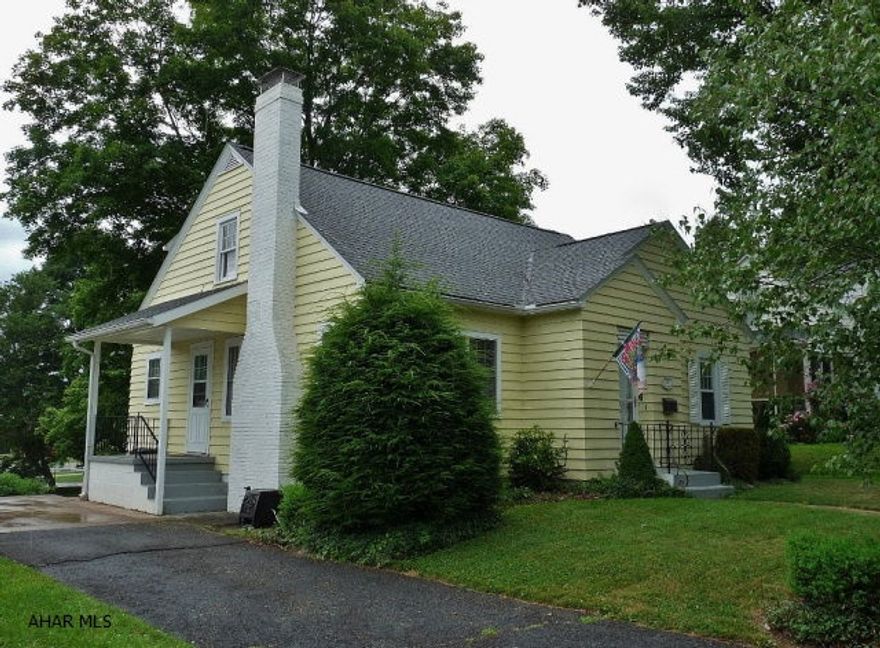 Charming 2BR, 1BA 1.5 story with numerous newer (3-6 yr) services and improvements. Nicely landscaped level lot just blocks to downtown and just a few steps to the public library, middle school and high school. The unfinished upstairs bonus room and full unfinished, walkout basement offer many possibilities for added home enhancements.