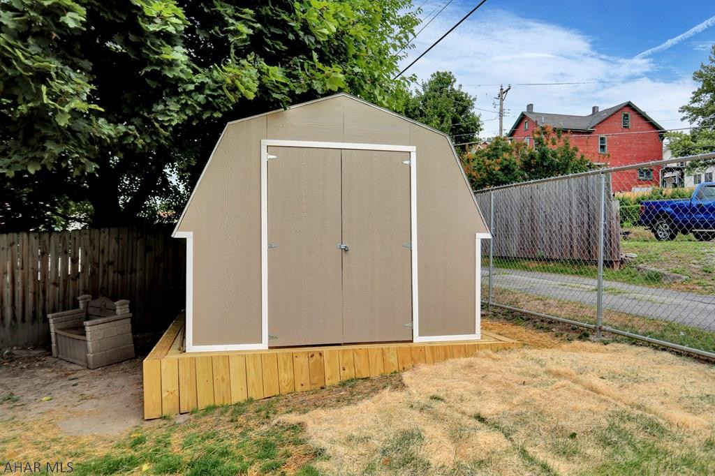 Unknown - Residential