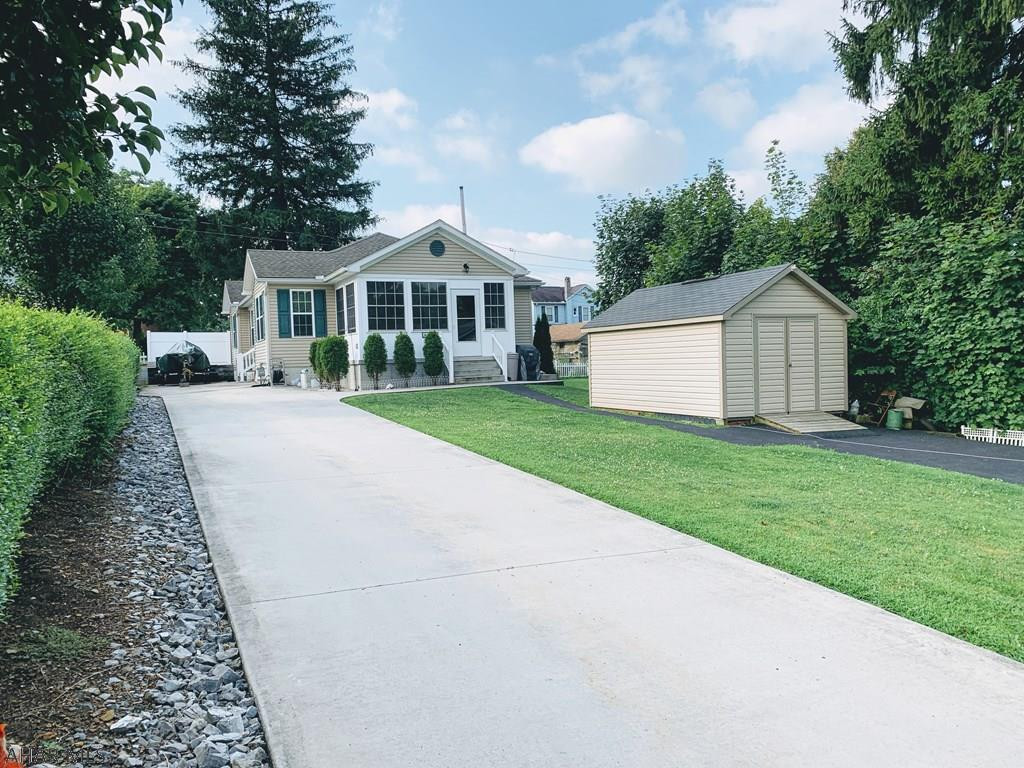 Lakemont - Residential