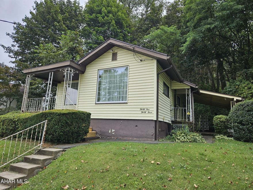 One story living!  Laundry on the main floor, step in shower, nice sized kitchen, carport and covered patio.  Fantastic location and not in a flood zone.