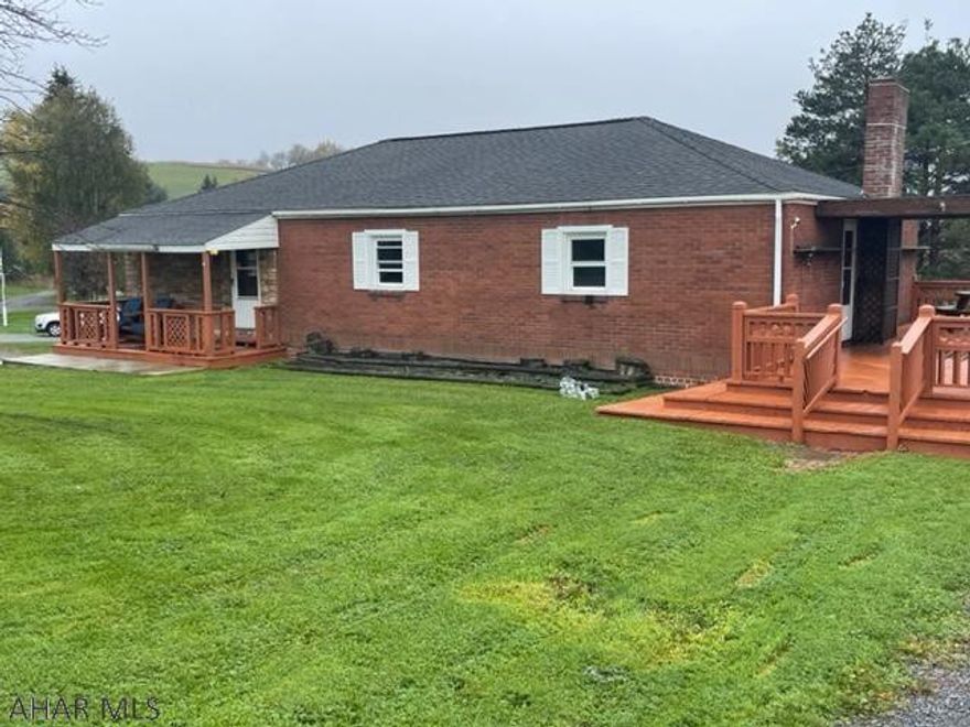 Nice home on 0.5 acre lot. 3 BR, 1.5 BA. Home offers a nice size living area as well as plenty of outside living space. Needs some TLC but the bones are good. Great for a first time home buyer. Newer windows installed a coupe years ago.