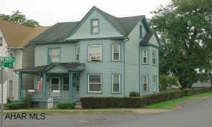 GOOD 2 STORY HOME PRESENTLY DUPLEXED, BUT COULD BE CHANGED BACK EASILY. REDUCED! GOOD 2 STORY HOME IN EAST END ON A CORNER LOT. PRESENTLY DUPLEXED WITH SEPARATE UTILITIES (EXCEPT WATER/SEWAGE). BRINGS $275/MO. INCOME. COULD LIVE IN ONE AND HAVE HELP FOR MORTGAGE.  CONTACT MIKE MANGIA.