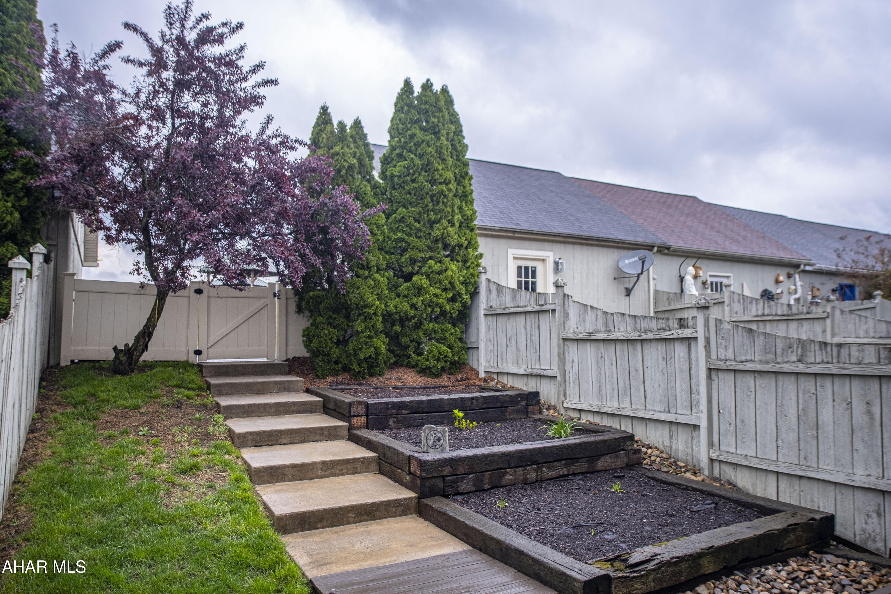 Holiday Hills - Residential