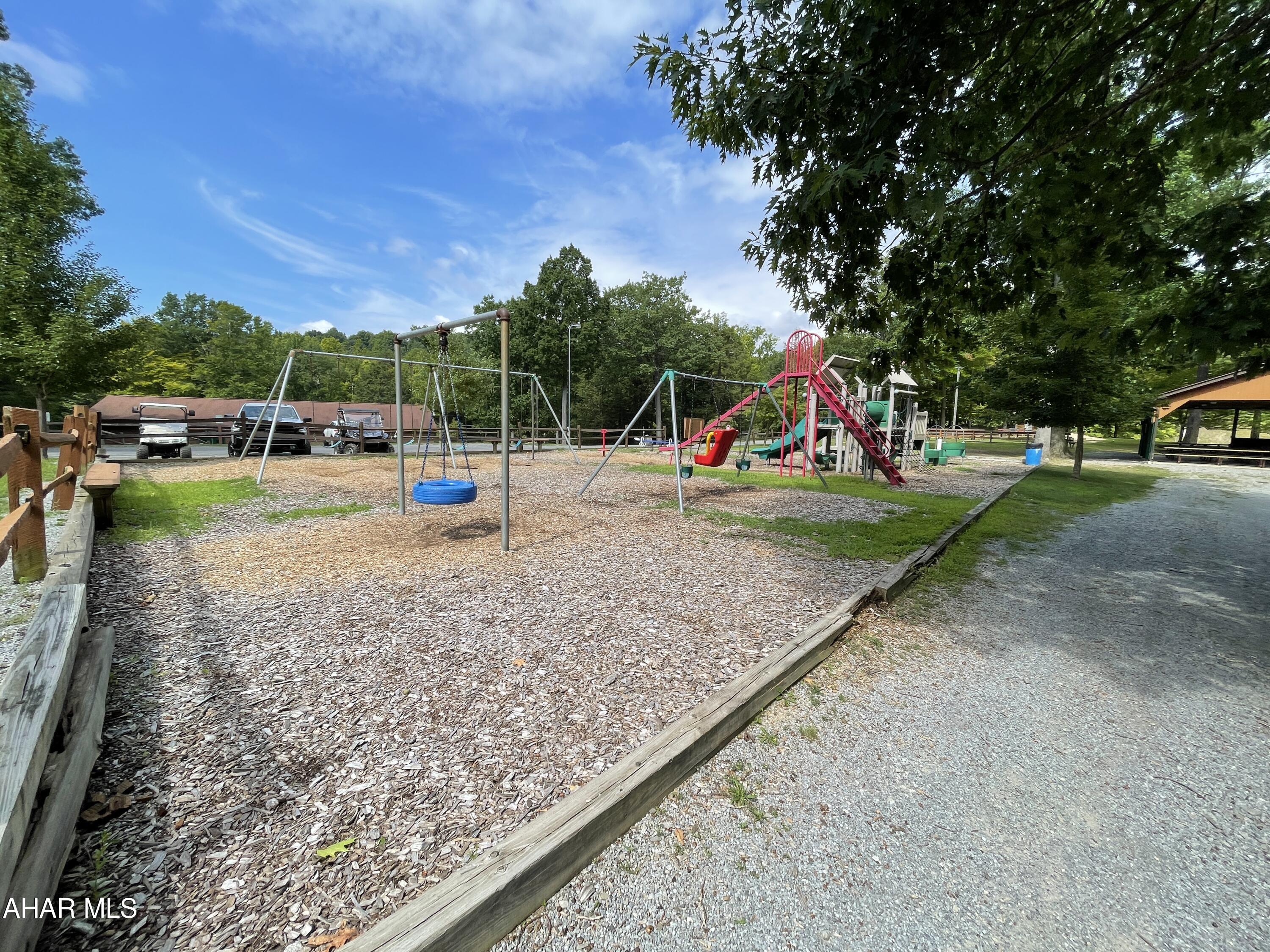 Glendale Yearound - Residential