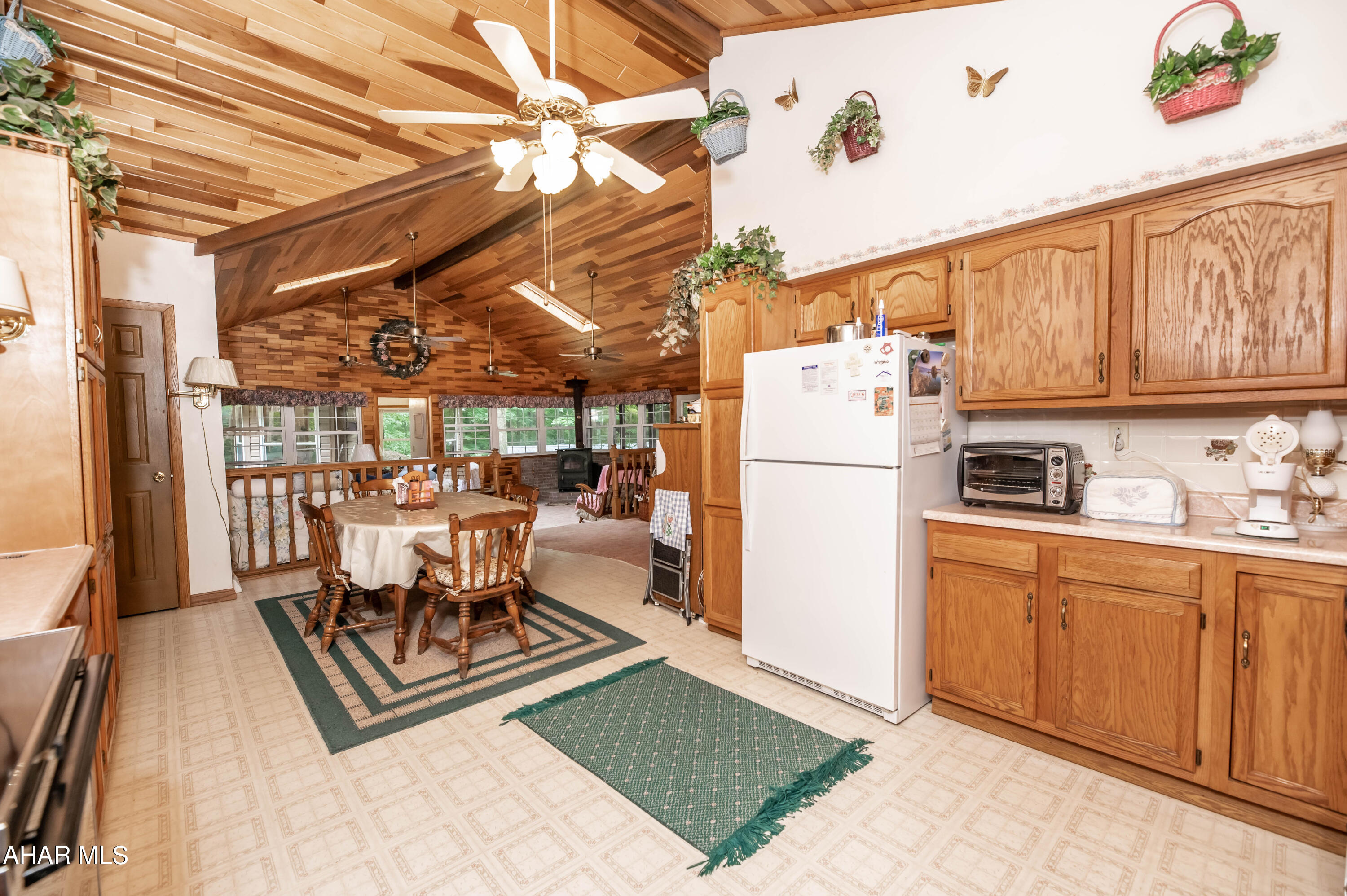 Glendale Yearound - Residential