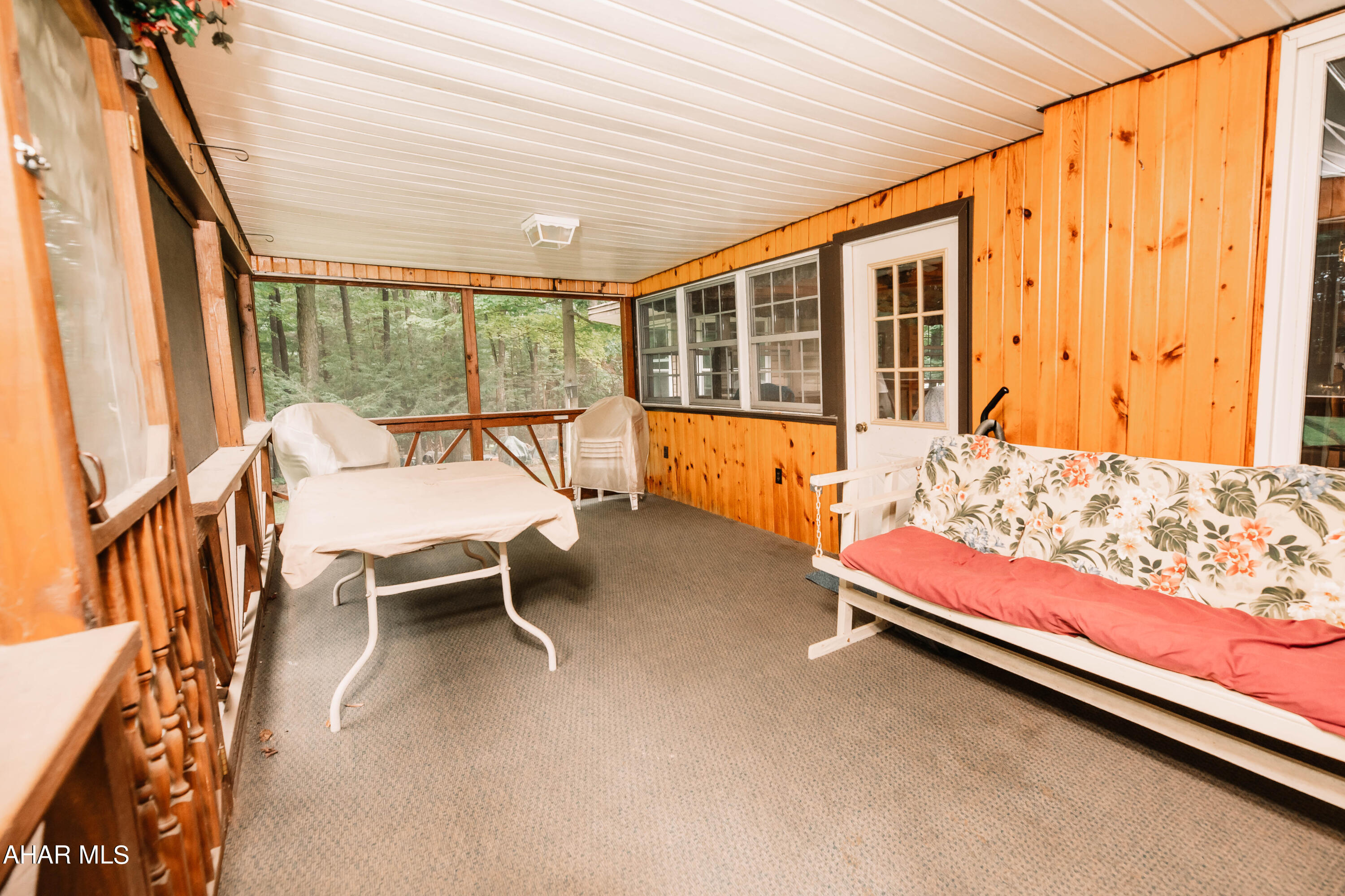 Glendale Yearound - Residential