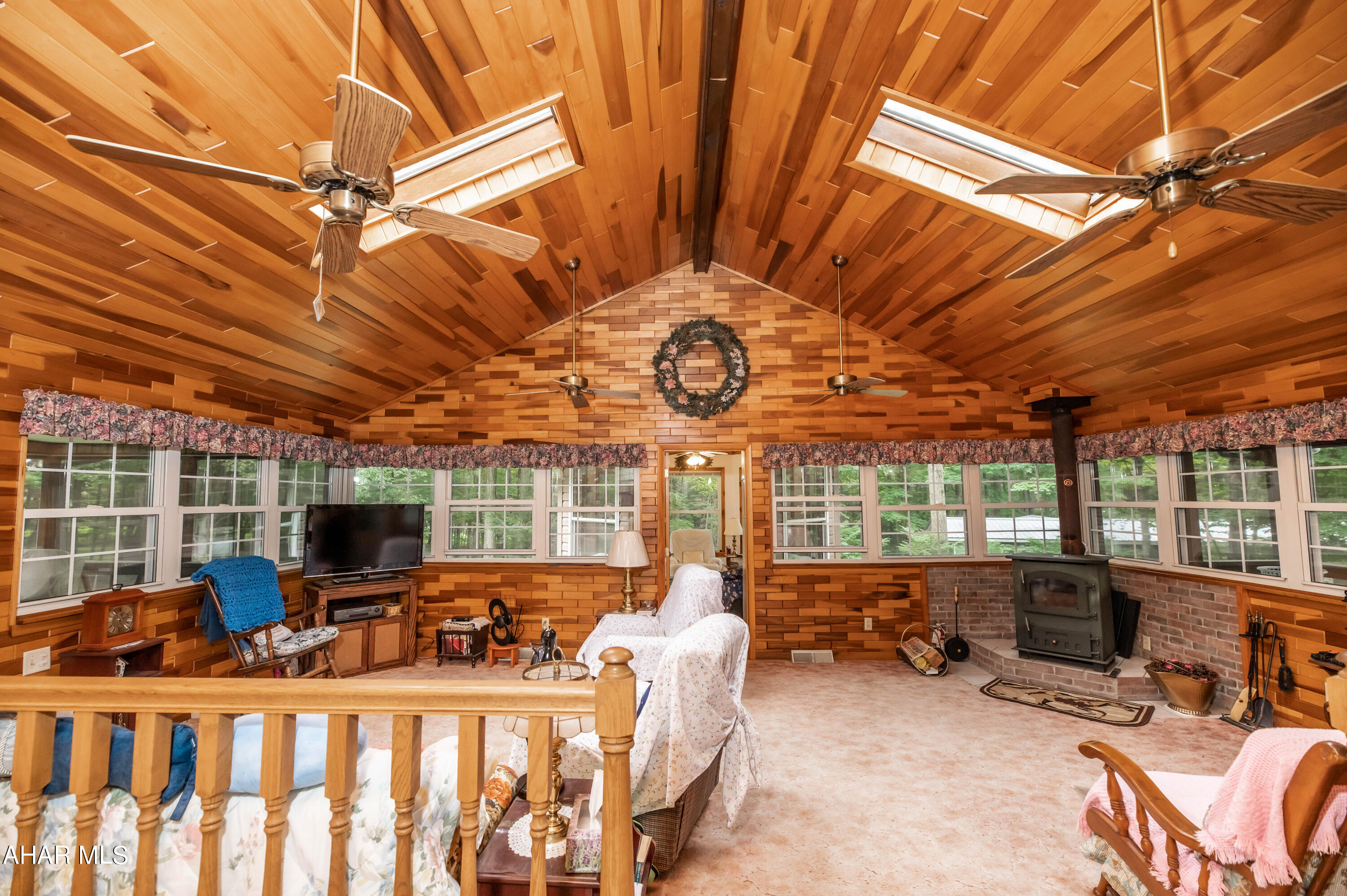 Glendale Yearound - Residential