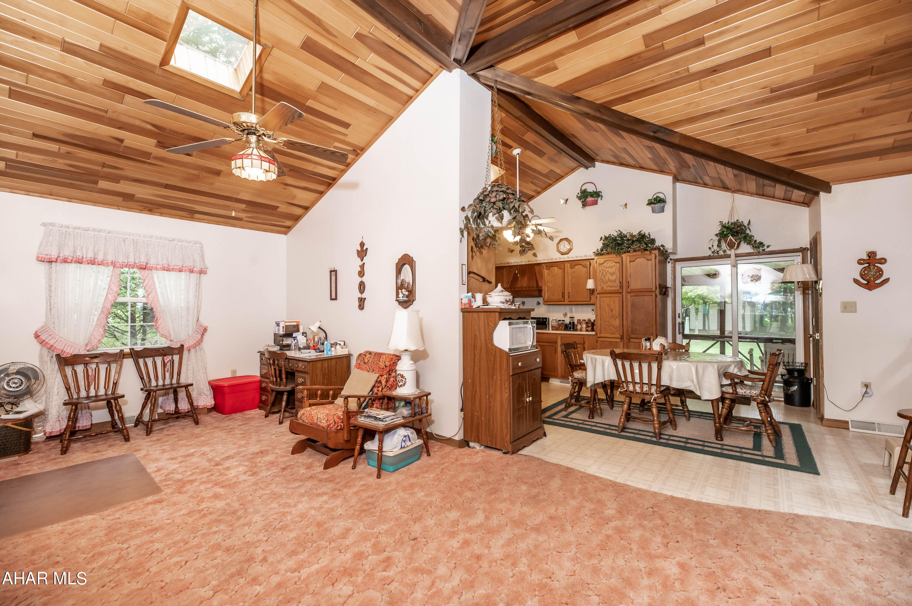 Glendale Yearound - Residential