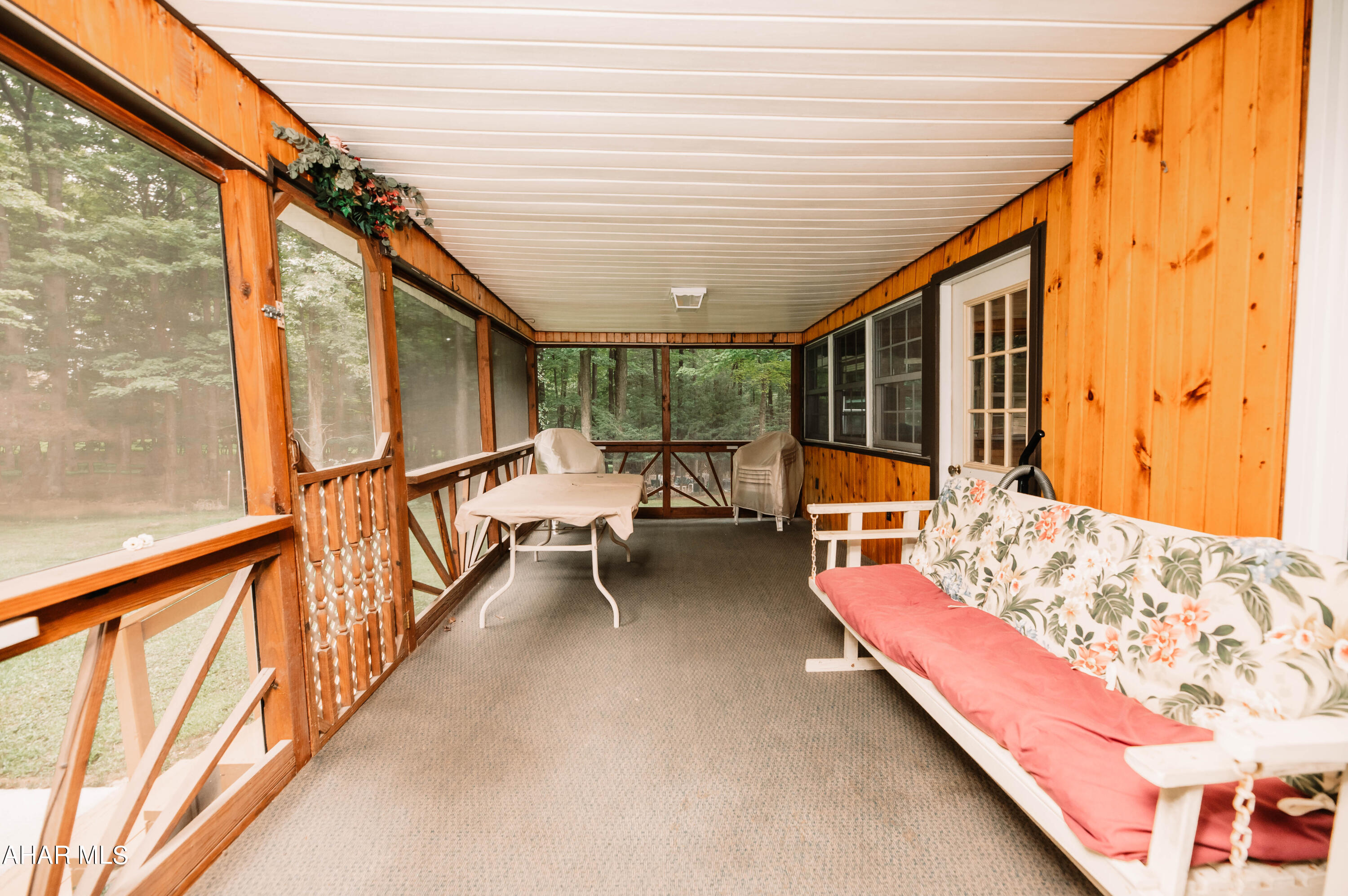 Glendale Yearound - Residential