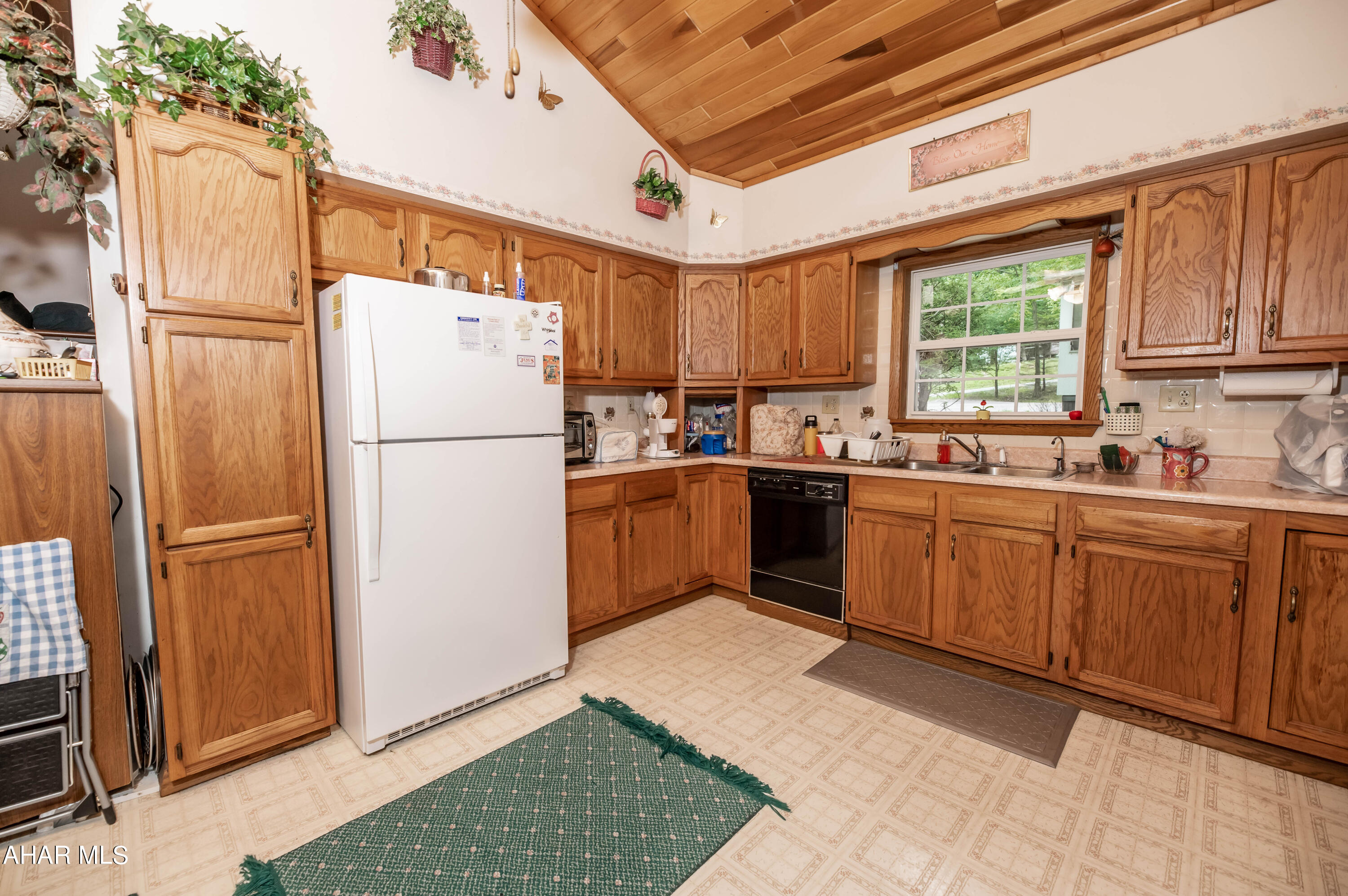 Glendale Yearound - Residential